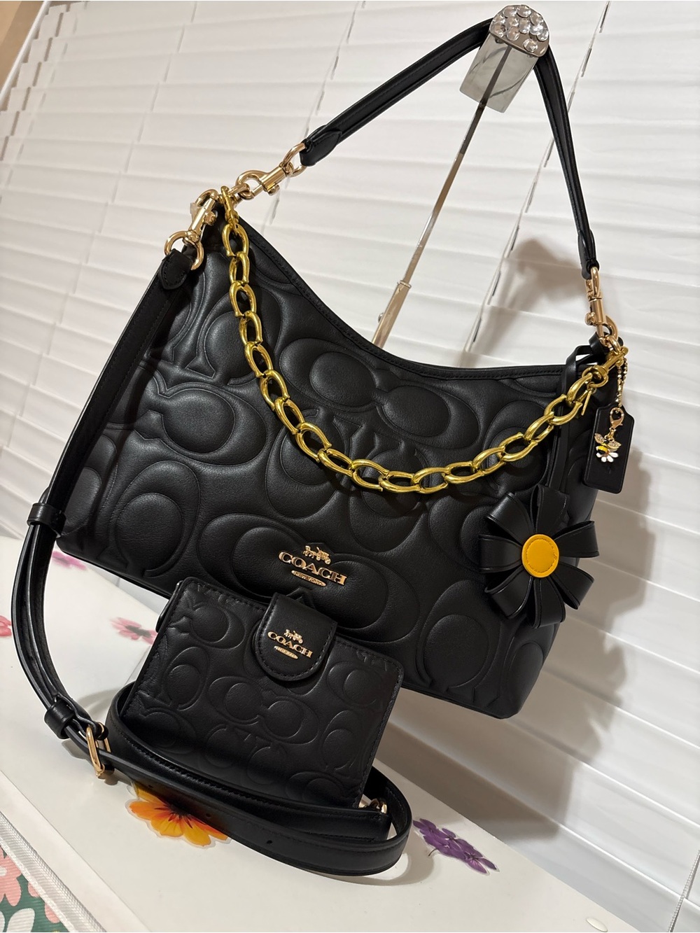 🖤Coach Laurel Embossed Shoulder Bag & Matching Corner Zip Wallet Black✨✨
